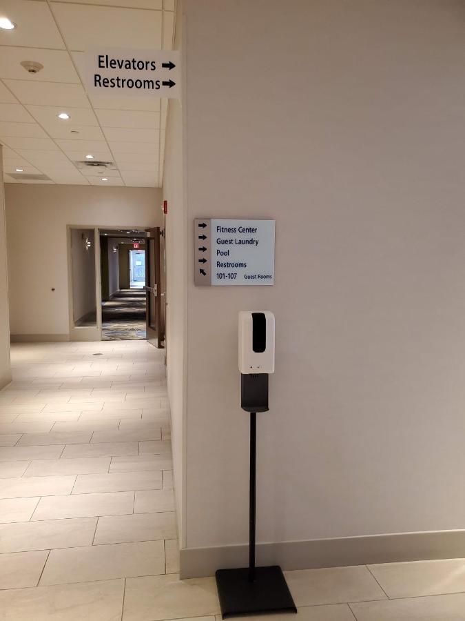 Holiday Inn Express & Suites Johnstown By Ihg Exteriör bild